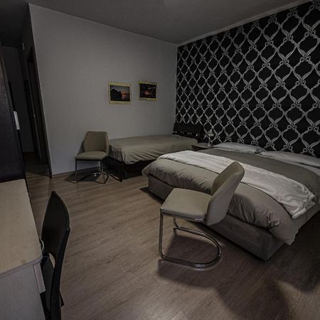 Il Triclinio B&B Пьяцца-Армерина Экстерьер фото