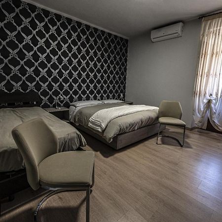 Il Triclinio B&B Пьяцца-Армерина Экстерьер фото