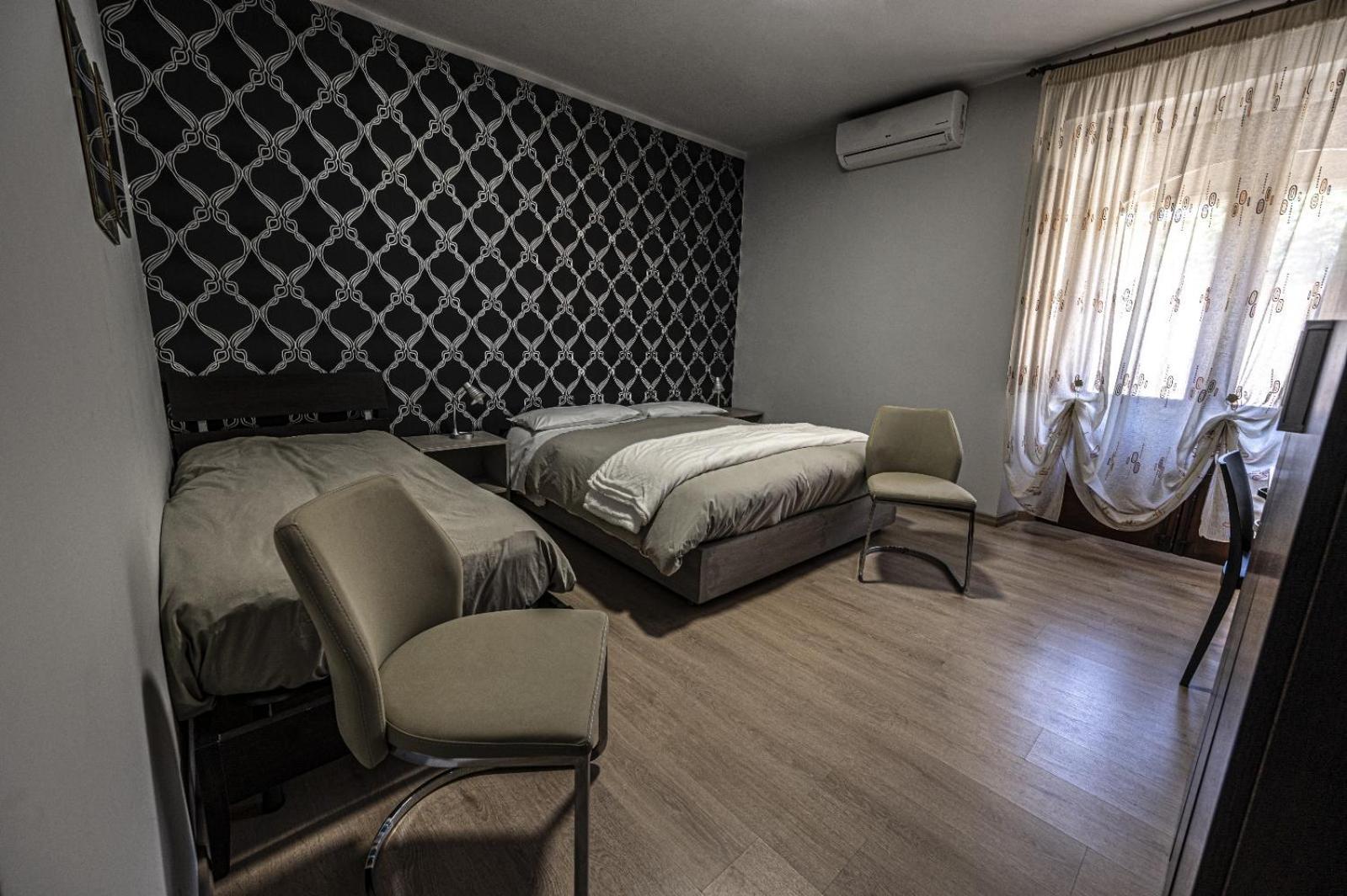 Il Triclinio B&B Пьяцца-Армерина Экстерьер фото