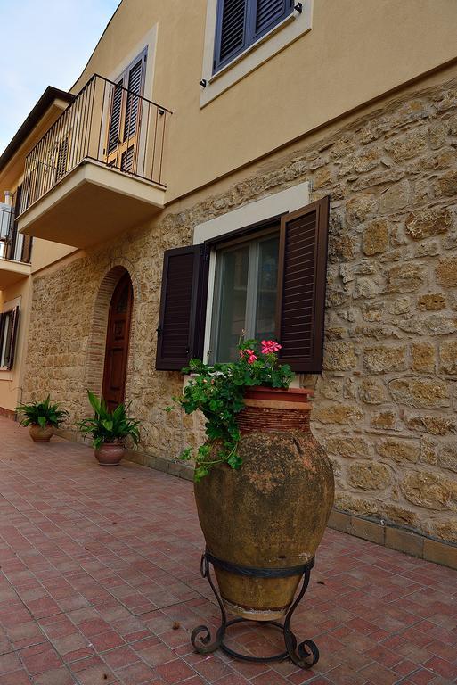 Il Triclinio B&B Пьяцца-Армерина Экстерьер фото