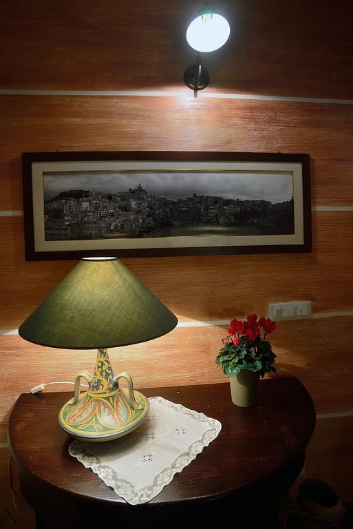 Il Triclinio B&B Пьяцца-Армерина Экстерьер фото
